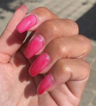 Why do some SHELLAC™ or Gel Polish colors fade or lose color? Why do some SHELLAC™ or Gel Polish colors fade or lose color?